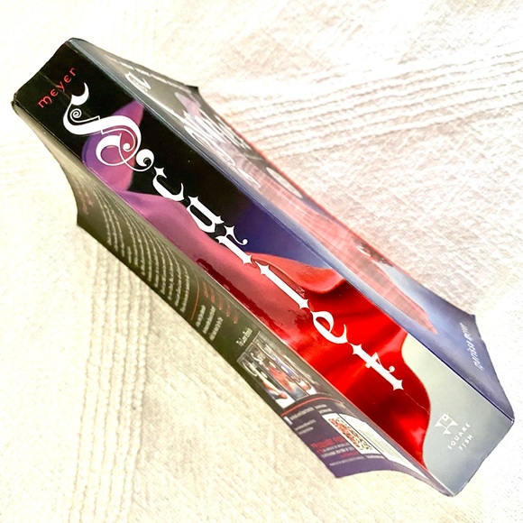 Scarlet - The Lunar Chronicles Book 2 - Picture 8 of 12